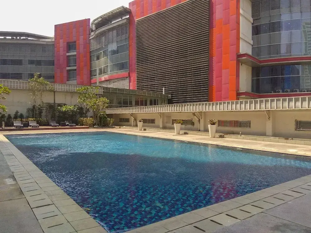 Джакарта: Spacious 2BR @ The Empyreal Condominium Epicentrum Apartment