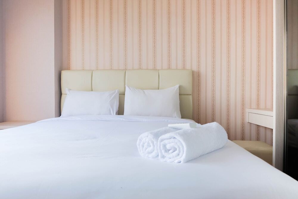 Джакарта: Comfortable 2BR at Bassura City Apartment