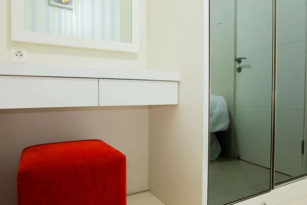 Comfortable 2BR at Bassura City Apartment — фото 1