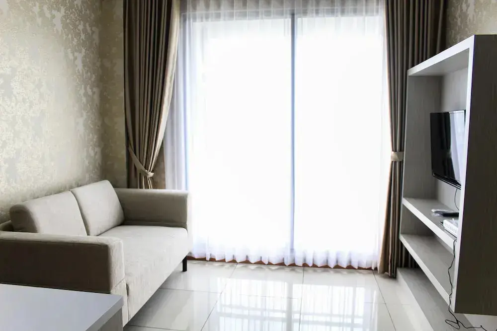 Legok: Minimalist 1BR Apartment at M-Town Signature