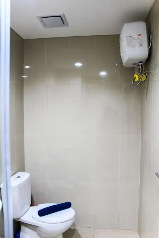 Legok: Minimalist 1BR Apartment at M-Town Signature