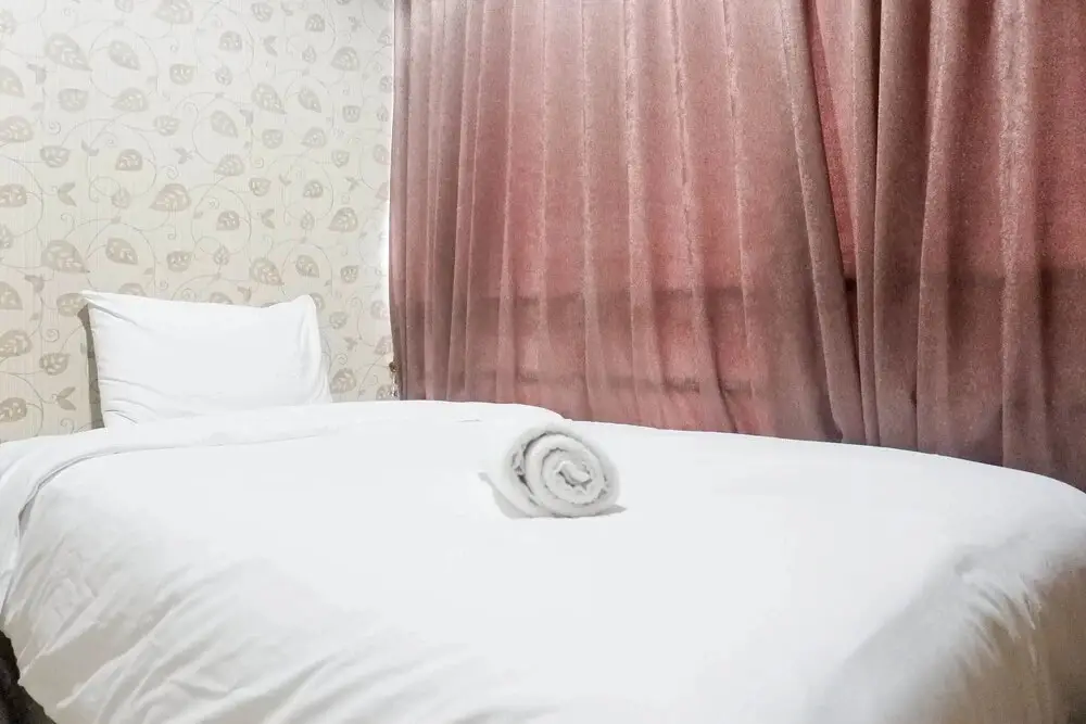 Сурабая: Minimalist 2BR Apartment at Tamansari Papilio