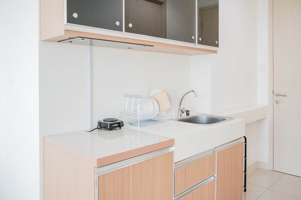 Южный Тангеранг: Wonderful Studio Apartment at Tree Park
