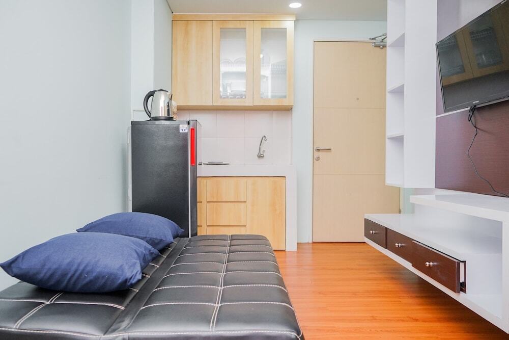 Тангеранг: Comfy and Stylish 2BR Apartment at Ayodhya Residences