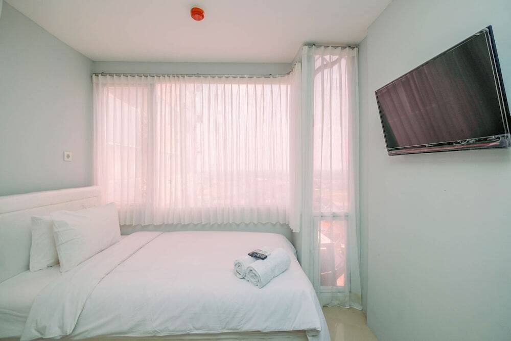 Депок: Brand New with City View Studio Saladin Mansion Apartment