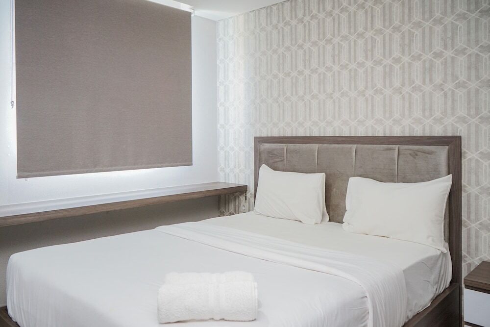 Южный Тангеранг: Fabulous Studio Bintaro Icon Apartment