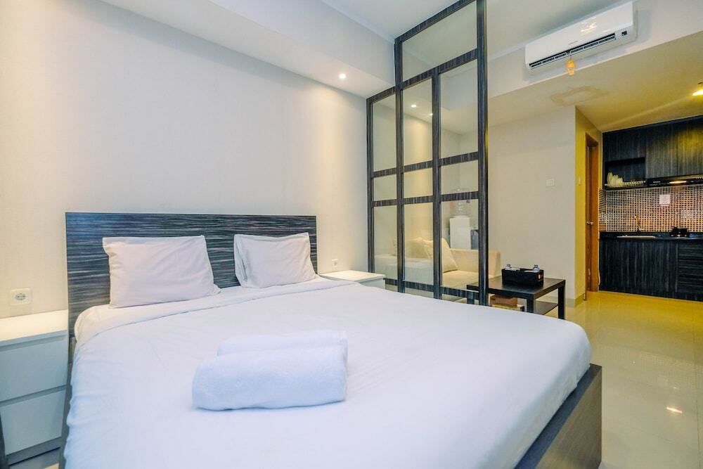 Чикаранг: Warm and Cozy Studio at The Oasis Apartment