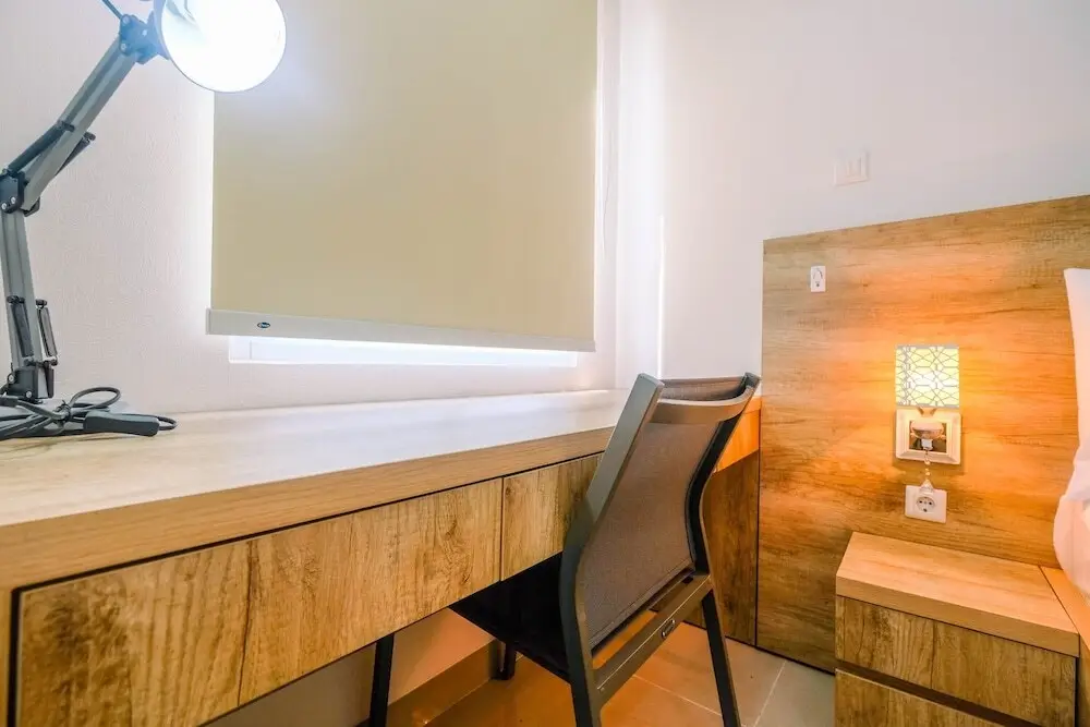 Чикаранг: Minimalist Mustika Golf Residence Studio Apartment with City View