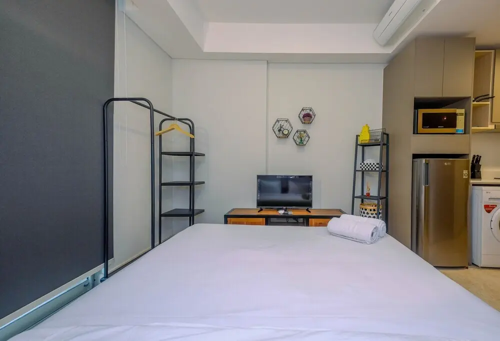 Джакарта: Cozy Gold Coast Studio Apartment with Pool and Sea View
