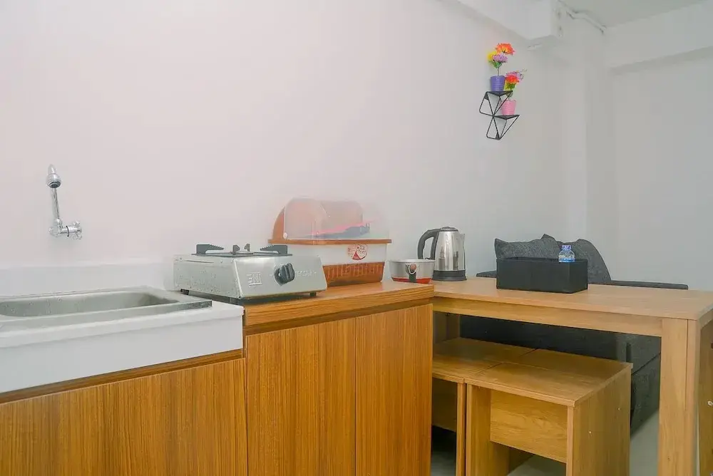 Джакарта: 2BR Bassura City Apartment Pool View near Bassura Mall