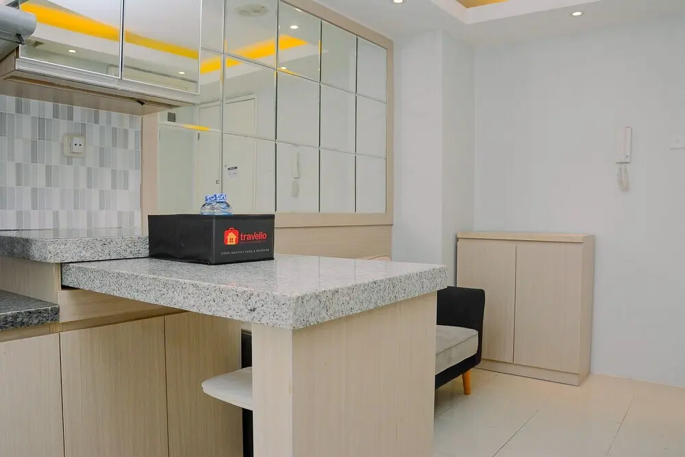 Джакарта: Wonderful 2BR at Bassura City Apartment
