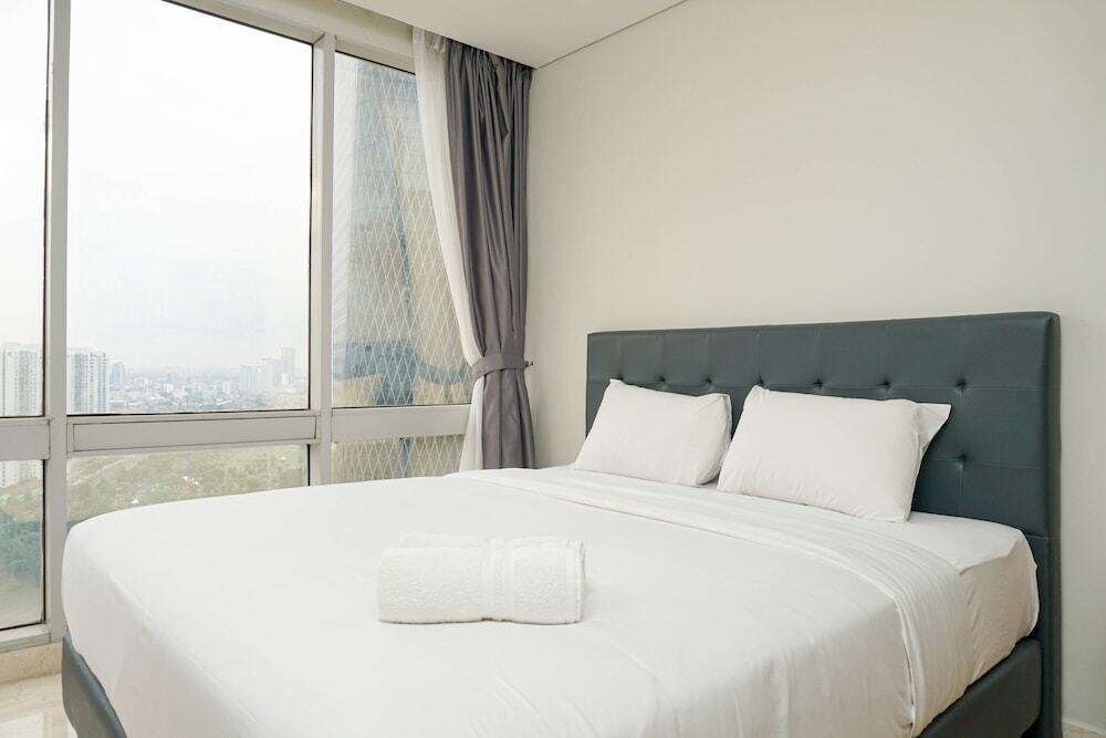 Джакарта: Elegant 2BR at The Empyreal Condominium Epicentrum Apartment
