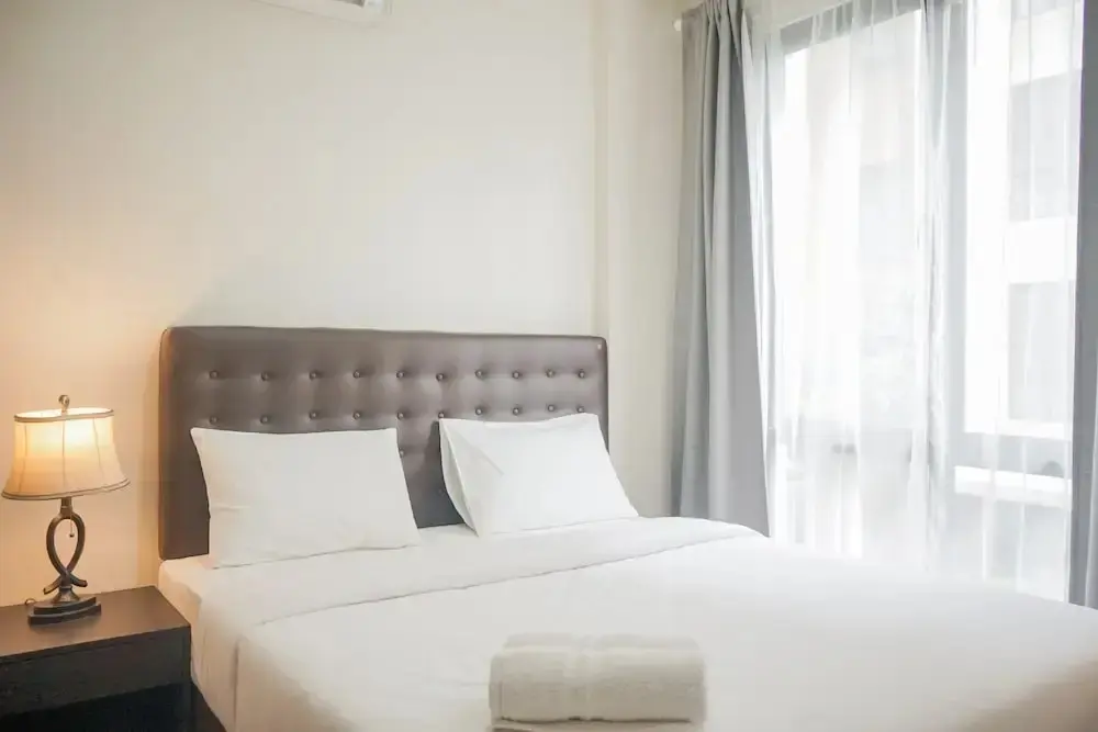 Legok: Warm and Cozy 1BR at Asatti Apartment Vanya Park