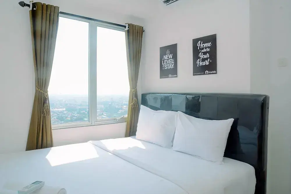 Джакарта: 2BR Modern Fully Furnished Bassura City Apartment