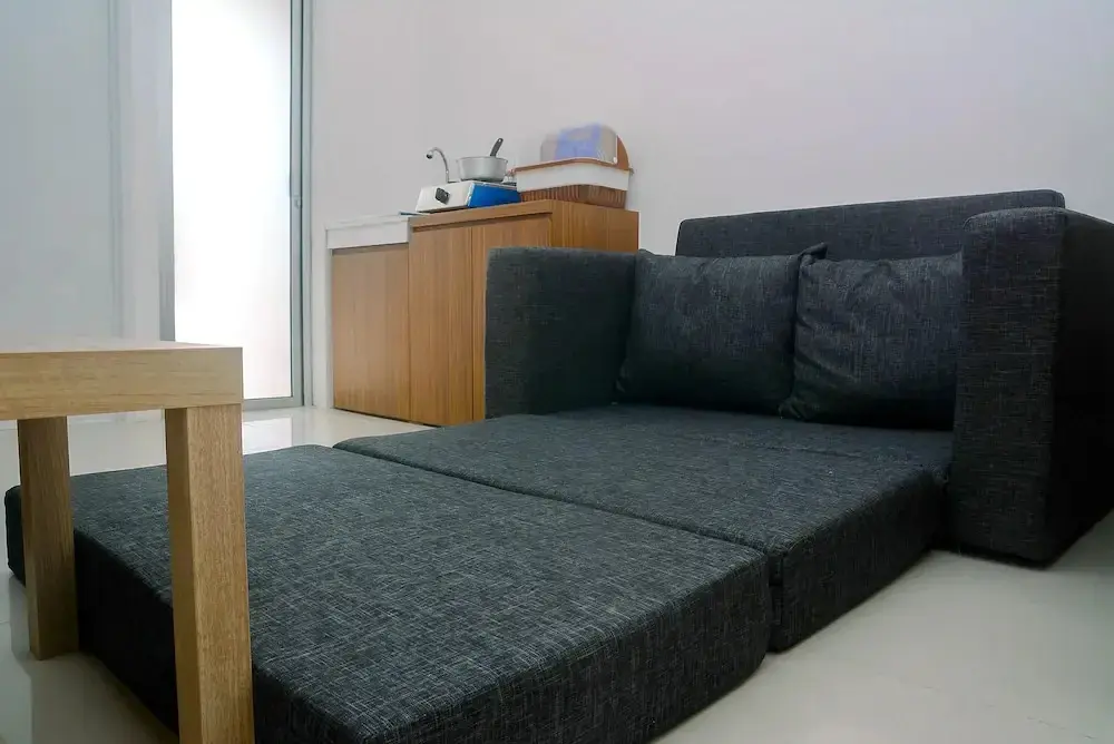 Джакарта: 2BR Modern Fully Furnished Bassura City Apartment