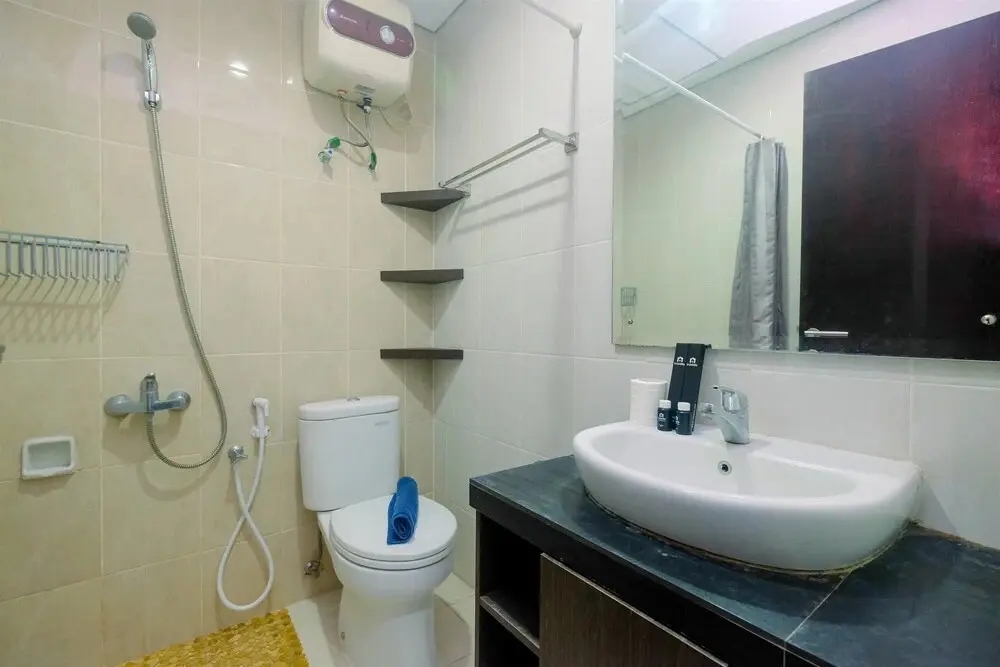 Джакарта: Relax Studio at Nifarro Apartment