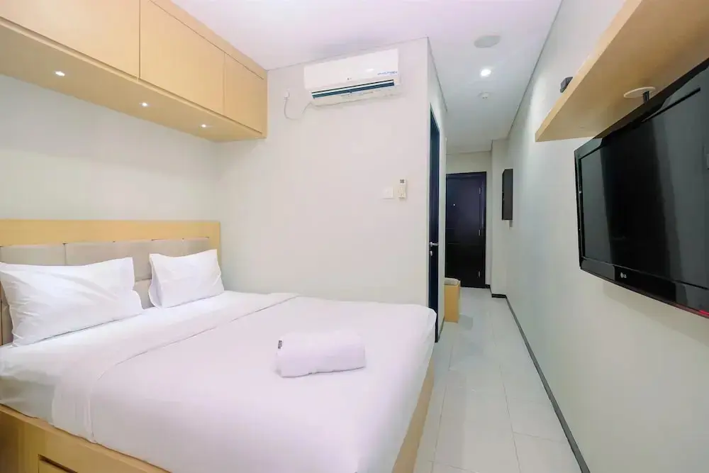 Джакарта: Relax Studio at Nifarro Apartment