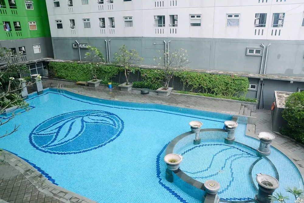 Джакарта: Tidy 2BR with Modern Design Green Pramuka City Apartment