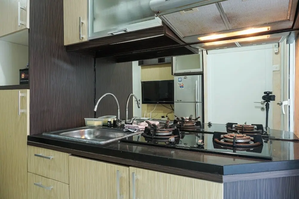 Джакарта: Cozy and Relax 2BR at Green Pramuka Apartment