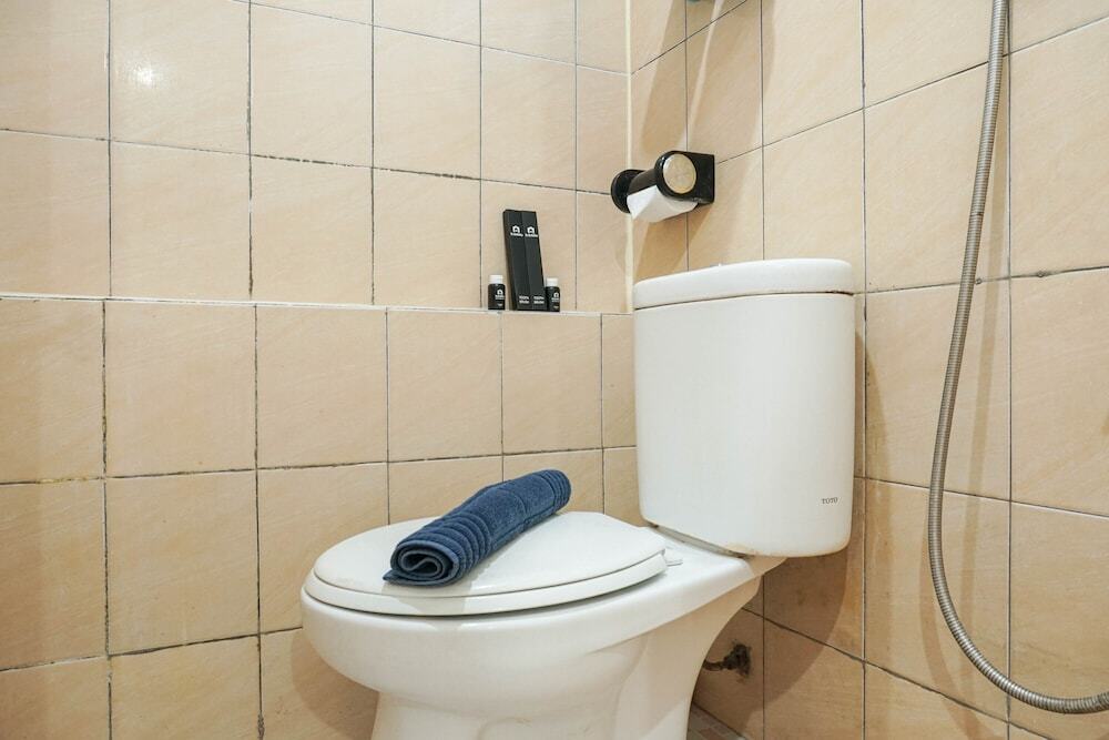 Джакарта: Cozy and Relax 2BR at Green Pramuka Apartment