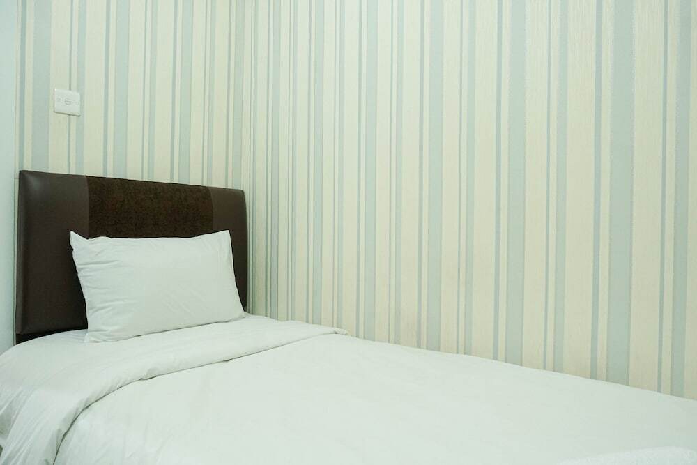 Джакарта: Cozy and Relax 2BR at Green Pramuka Apartment