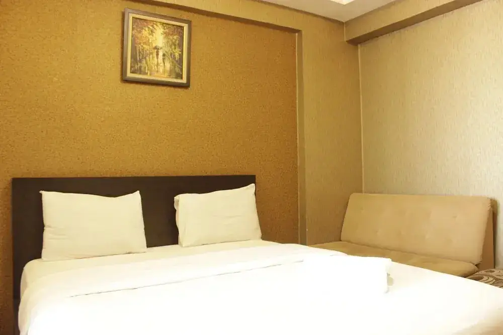 Бандунг: Strategic & Comfy Studio at Gateway Cicadas Apartment