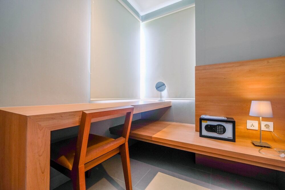 Чикаранг: Wonderful 1BR Apartment at Mustika Golf Residence with Golf View