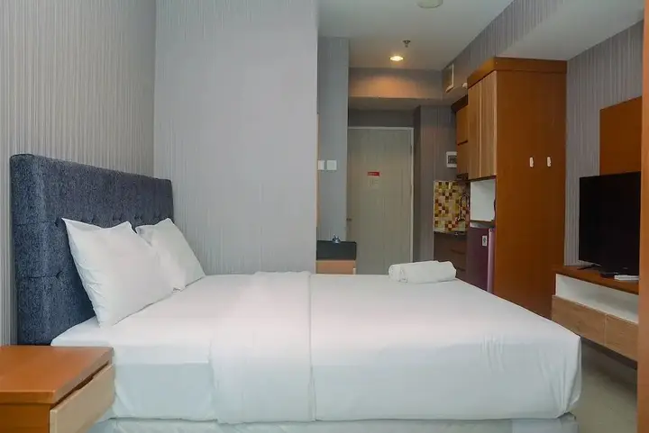 Бекаси: Comfortable Studio Grand Kamala Lagoon Apartment