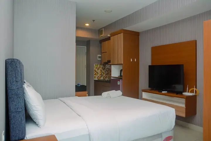 Бекаси: Comfortable Studio Grand Kamala Lagoon Apartment