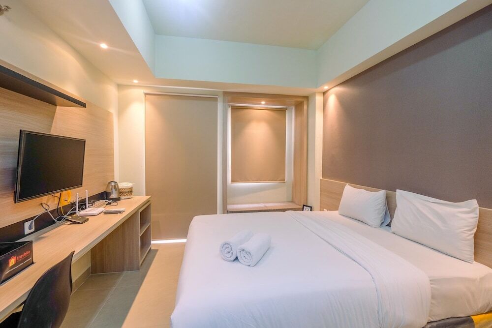 Чикаранг: New Furnished with Cozy Stay @ Studio Mustika Golf Residence Apartment