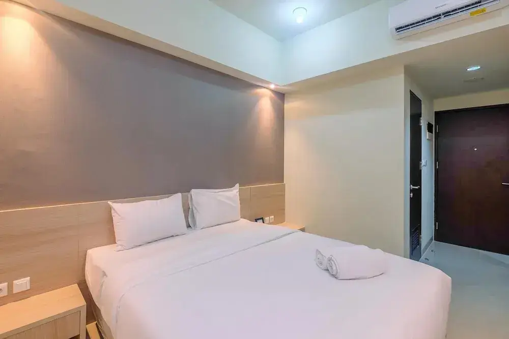 Чикаранг: New Furnished with Cozy Stay @ Studio Mustika Golf Residence Apartment