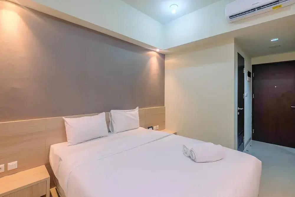 Чикаранг: New Furnished with Cozy Stay @ Studio Mustika Golf Residence Apartment