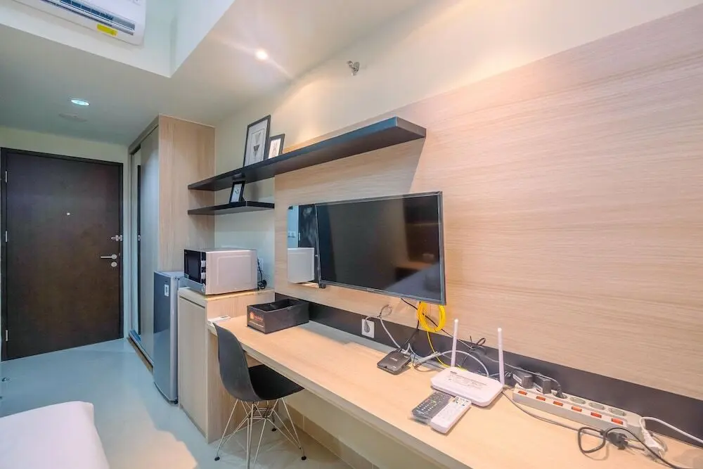 Чикаранг: New Furnished with Cozy Stay @ Studio Mustika Golf Residence Apartment