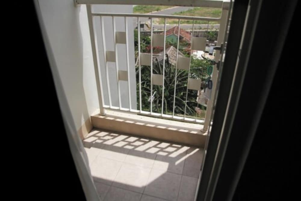 Бекаси: Modern and Comfortable Studio Apartment Springlake Summarecon near Summarecon