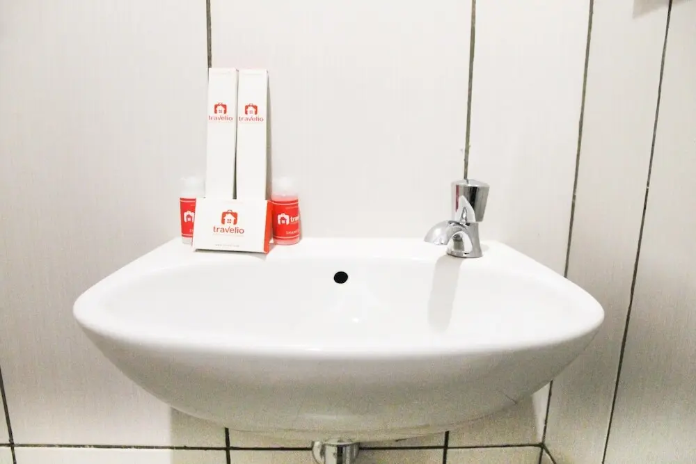 Бекаси: Studio Near Shopping Center Grand Kamala Lagoon Apartment