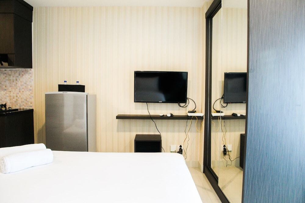 Бекаси: Studio Near Shopping Center Grand Kamala Lagoon Apartment