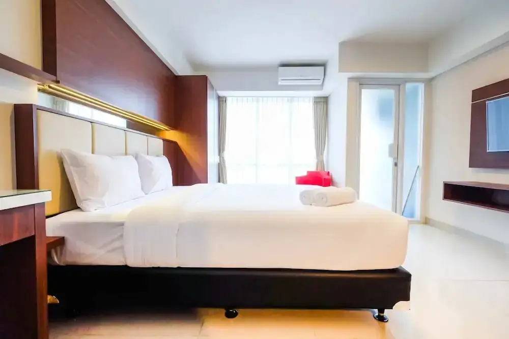 Джакарта: Spacious Fully Furnished Studio Apartment H Residence near MT Haryono