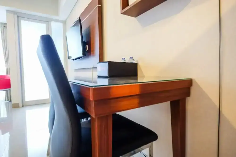 Джакарта: Spacious Fully Furnished Studio Apartment H Residence near MT Haryono