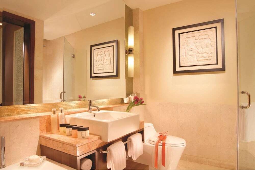 Джакарта: Three Bedroom Apartment, Oakwood Premier Cozmo Jakarta