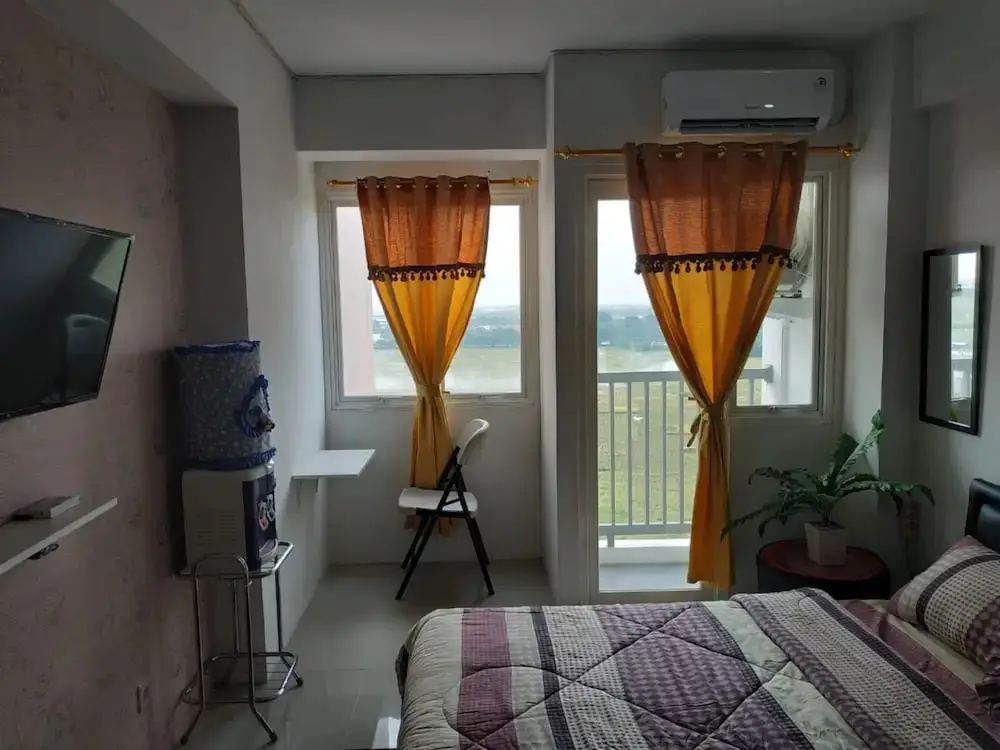 Караванг: Grand Sentraland Karawang by Gkit Room