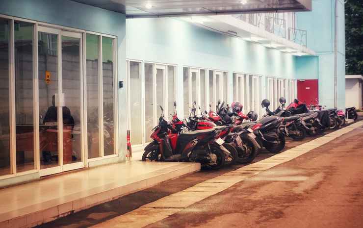 Караванг: Grand Sentraland Karawang by Gkit Room