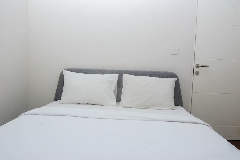 Бекаси: Best and Relax 2BR Springlake Summarecon Apartment