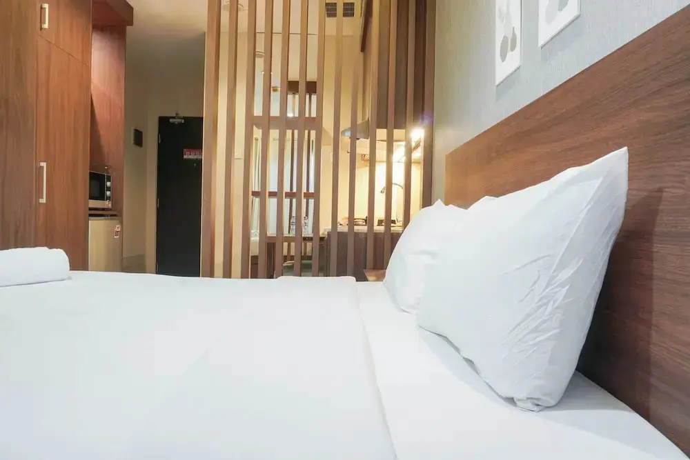 Джакарта: Comfort Studio Cervino Village Apartment near Casablanca