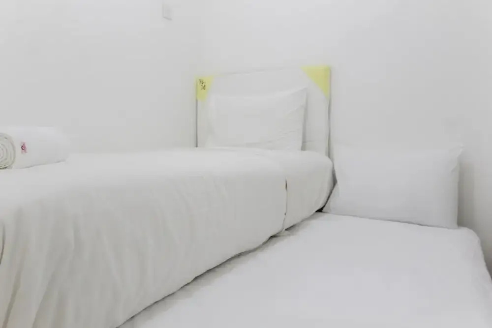 Джакарта: Homey and Cozy 2BR Bassura City Apartment near Mall