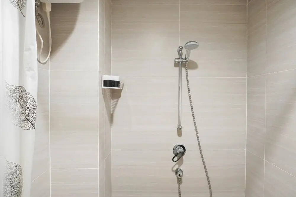 Джакарта: Comfort and Modern Studio at West Vista Apartment