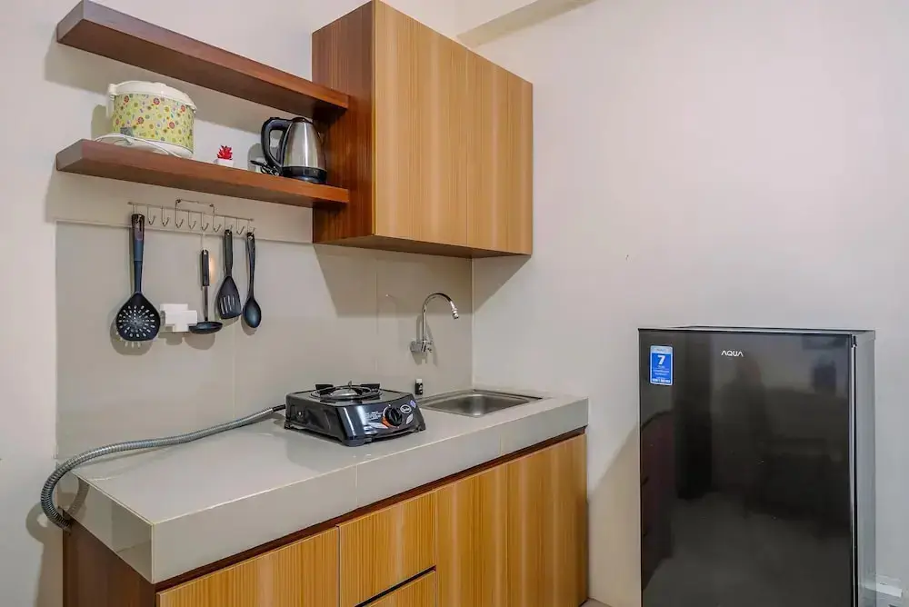 Богор: Comfy Studio at Bogorienze Apartment near The Jungle Waterpark