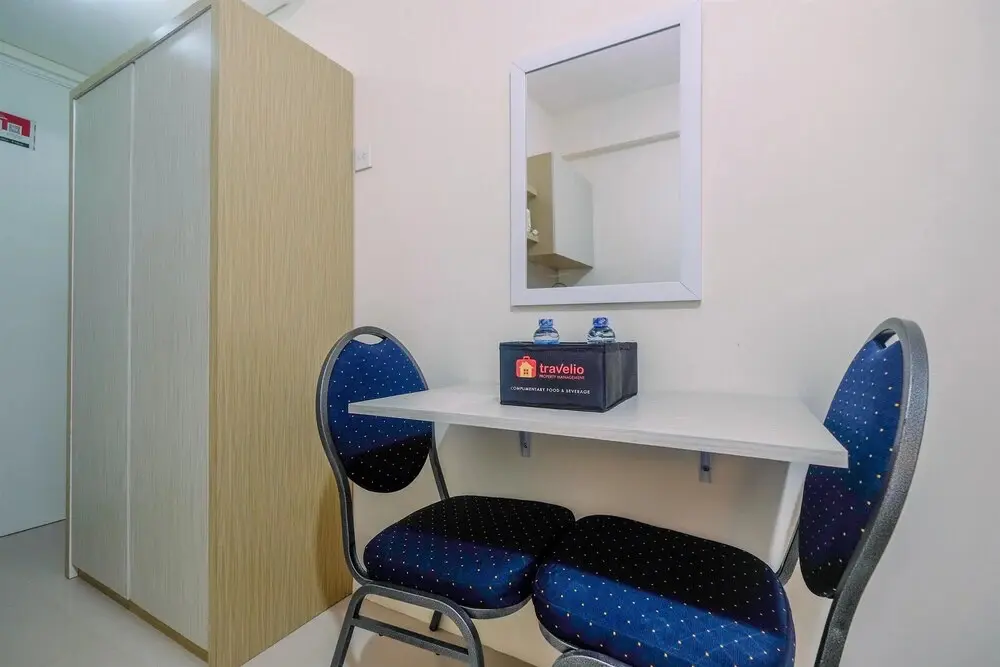 Богор: Homey Studio at Bogorienze Apartment near The Jungle Waterpark