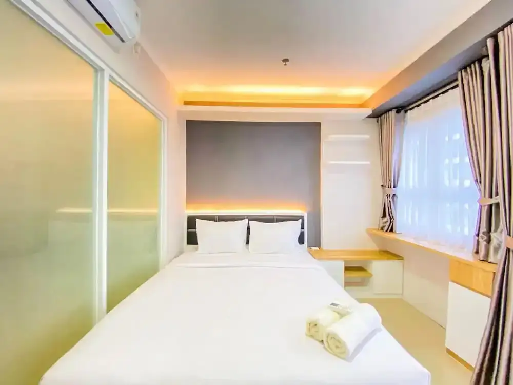 Cozy & Homey 1BR at Gateway Pasteur Apartment — фото 1