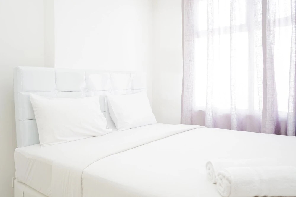 Джакарта: Comfortable 1BR Apartment at Vittoria Residence