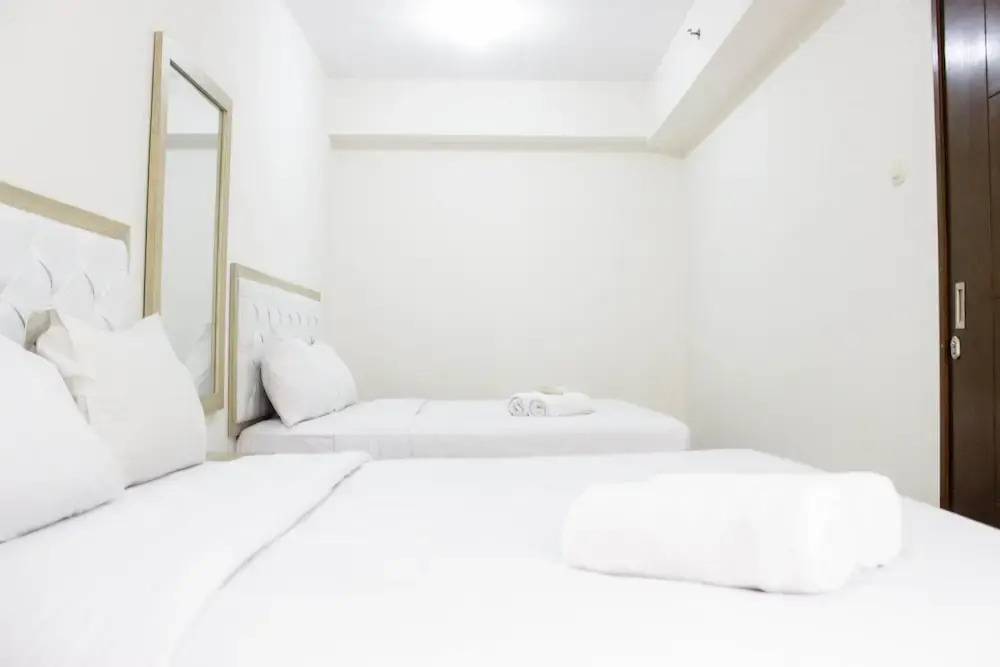 Бандунг: Spacious & Deluxe 2BR Gateway Ahmad Yani Cicadas Apartment